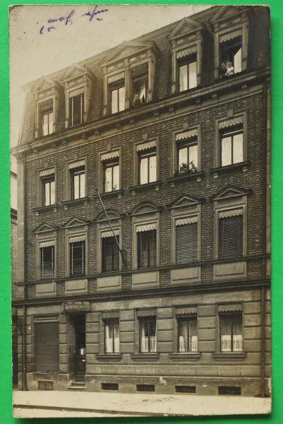 AK Nürnberg / 1919 / Foto / Hausansicht Wohnhaus mit Geschäft / Tobias Brechtelsberger Groß Fleischerei / Hausnummer 4 /